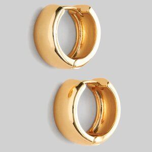 Beautiful 18K GOLD DIPPED SMALL HINGE HOOPS - BRAND NEW!!